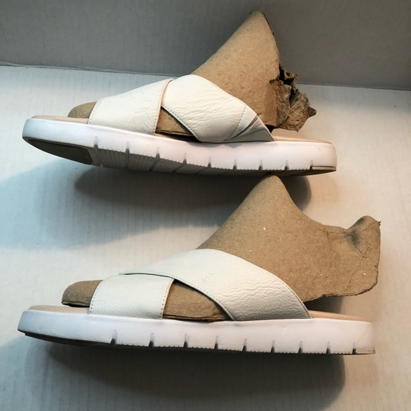 Cole Haan Slides - Picture 9 of 16